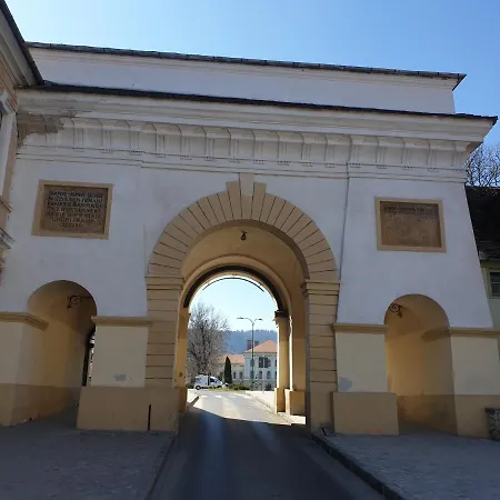 Old Lux 2 Apartament Brașov